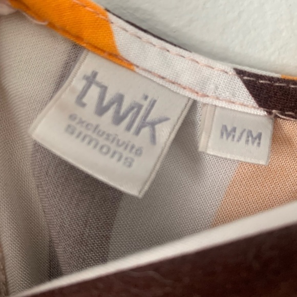 Twik/Simons Strip Pattern  Jumper - Picture 4 of 5